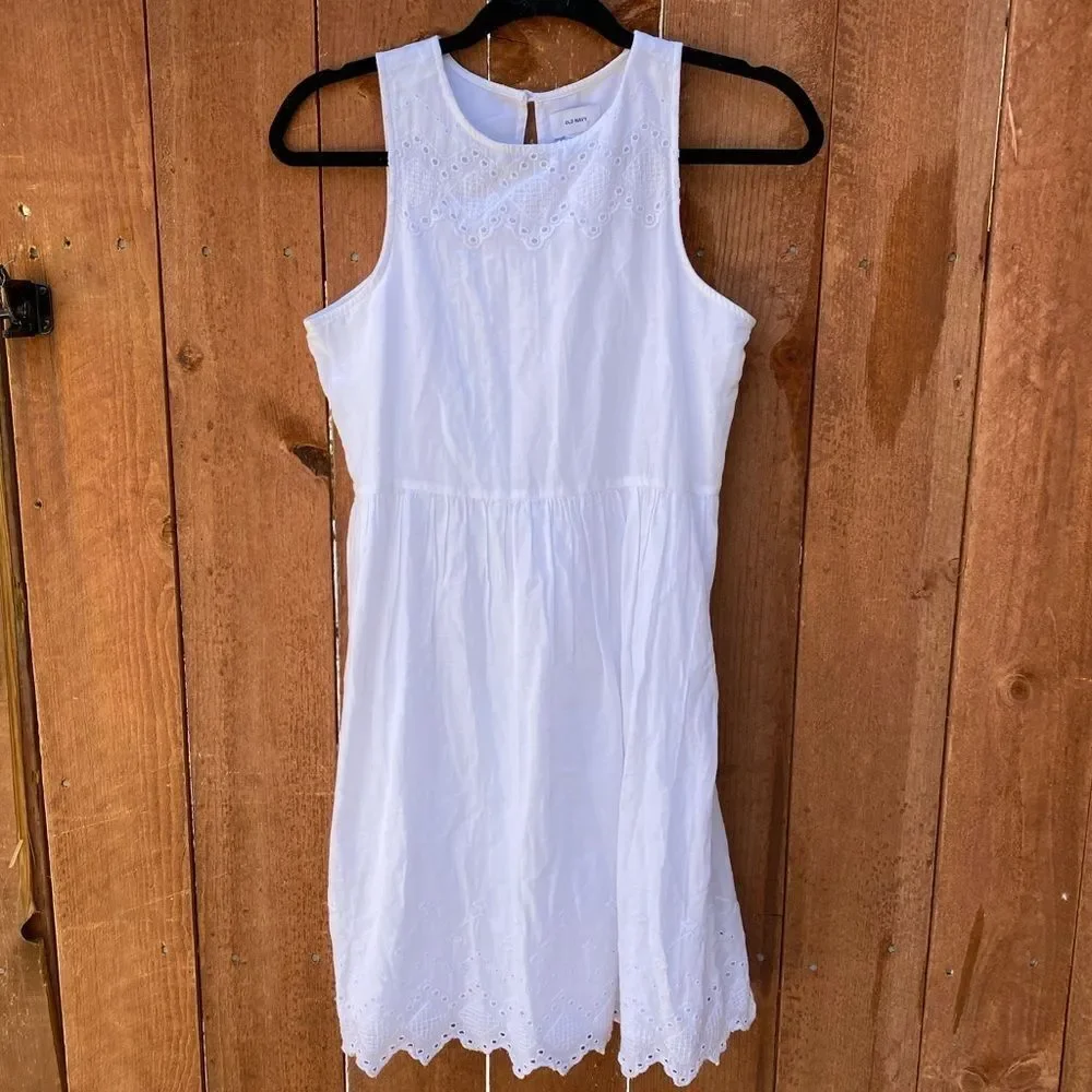 Old Navy White‎ Sleeveless Dress